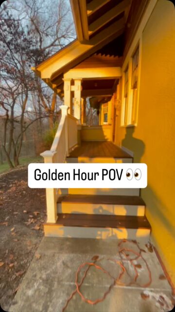 Happy Friday! 

The goal of this renovation was to really keep the house’s original character intact throughout all the little details.