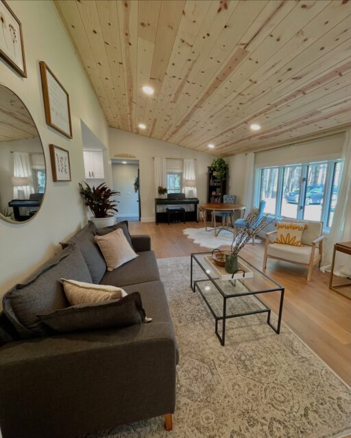 Living Room Before and After - 4th St Flip 🔄

The space feels much larger with the raised ceiling and the open floor plan to the kitchen.